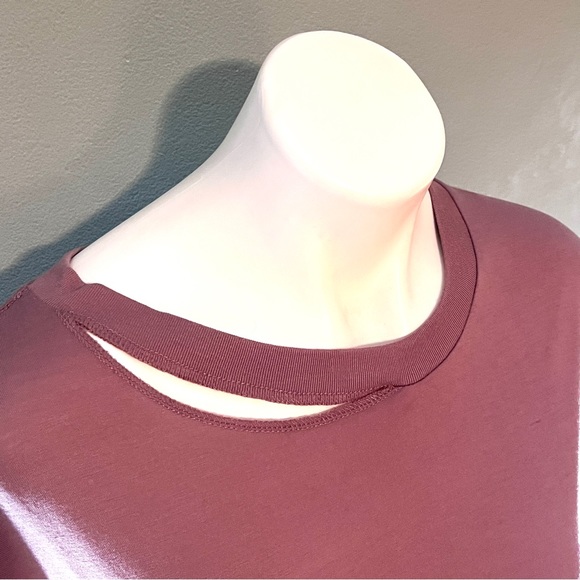 Women’s Forever 21 soft casual t-shirt, size medium - Picture 3 of 7